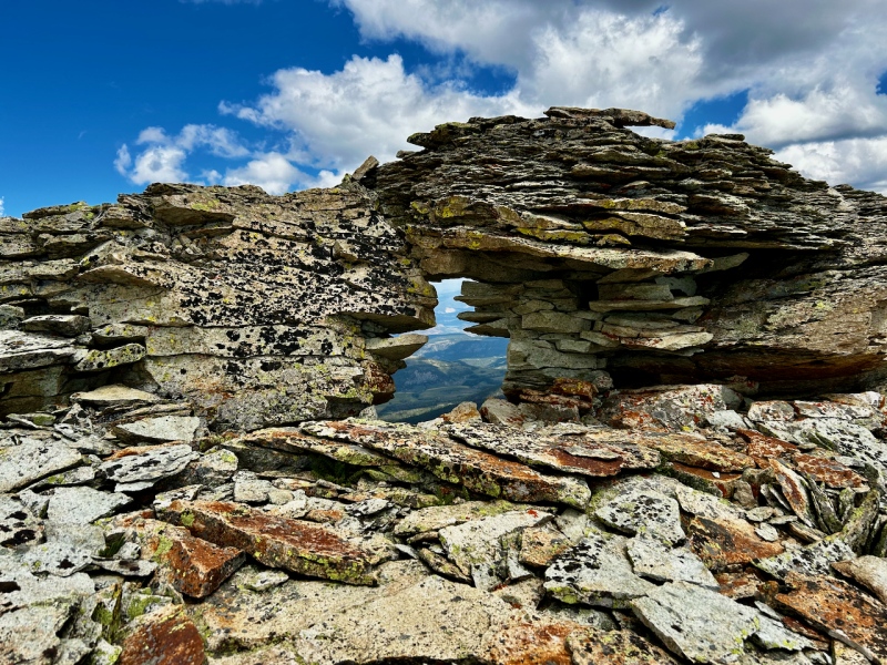 Caption Here 22904_08